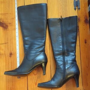 Eddie Bauer genuine leather tall boot